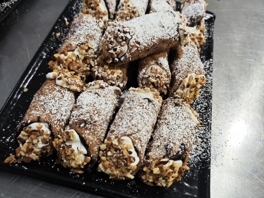Cooking Class with lunch or dinner - A shared meal with Sicilian wine