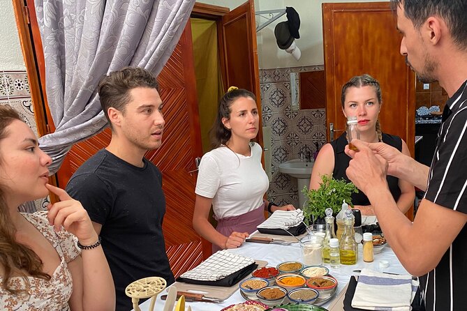 Cooking class with Yassine & Mom - Getting there without stress