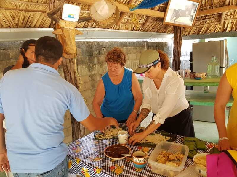 Cooking classes in Puerto Escondido (Learn how to cook Mole de Oaxaca). - Is the $81 price fair?