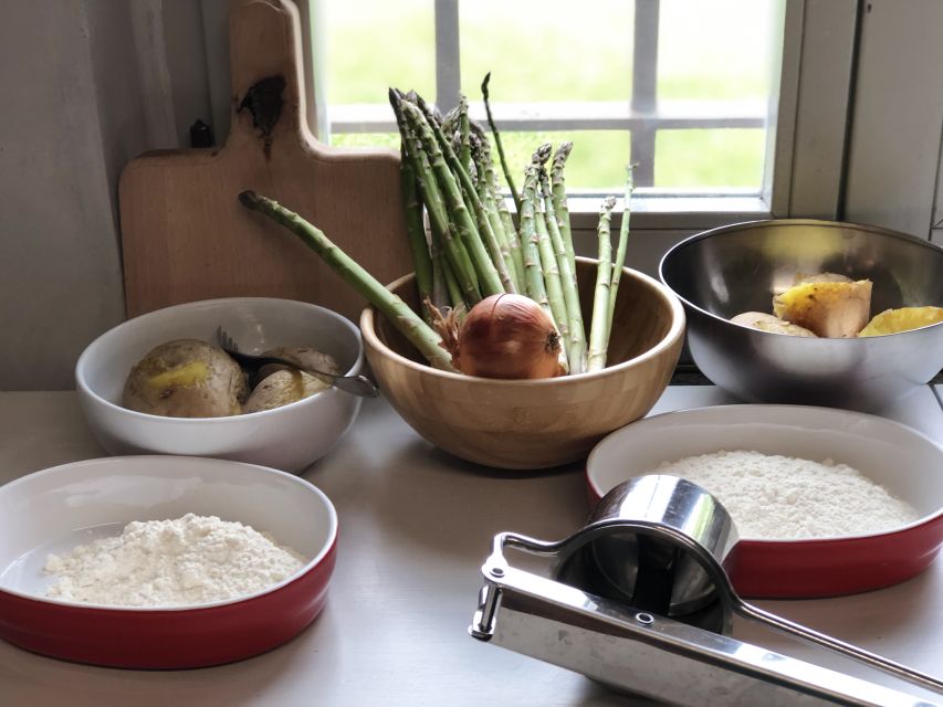 Cortona: Pasta and Pizza Cooking Class - Key points to know