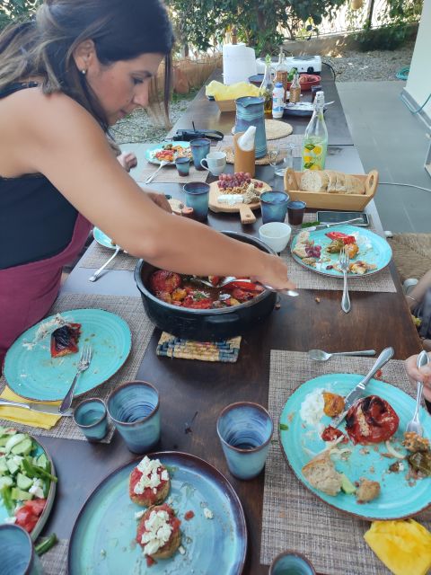 Crete: Cooking classes. Based on Cretan cuisine - Making pies with wild greens and homemade cheese