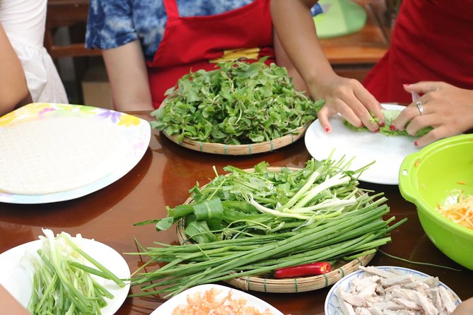 Da Nang Cooking Class with Coffee Tasting and Market Visit - Timing, group size, and practical planning
