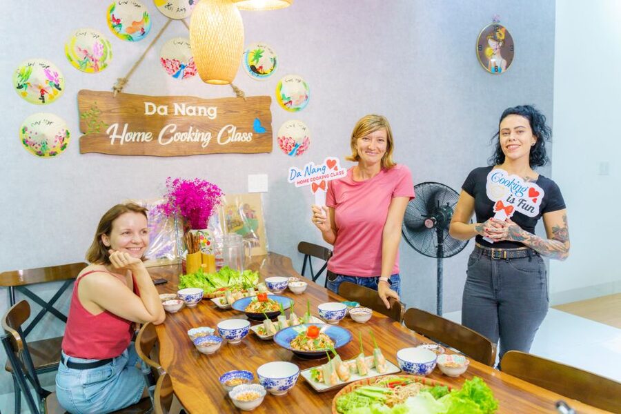 Da Nang Cooking: Market tour, farming, and cooking class - The vegetarian menu is a real option