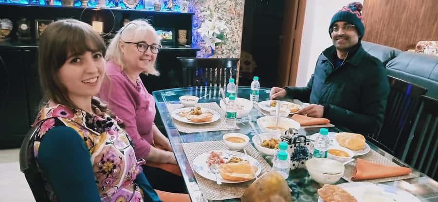 Delhi: AI Cooking Class and Much More in a Local Family Home - Why this home visit feels different from a standard cooking class