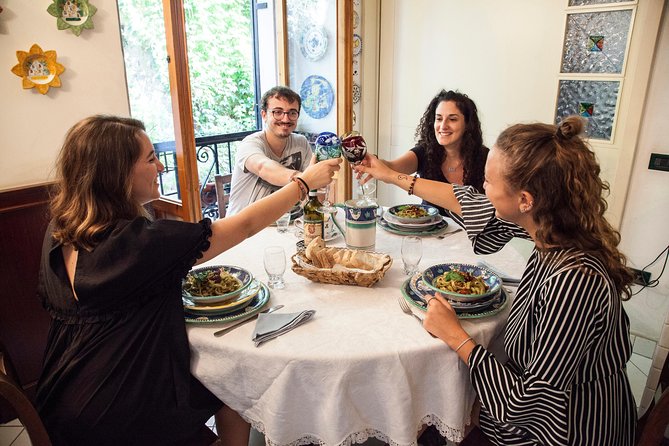 Dining Experience at a local's Home in Cortona with Show Cooking - What happens during the 2.5-hour visit
