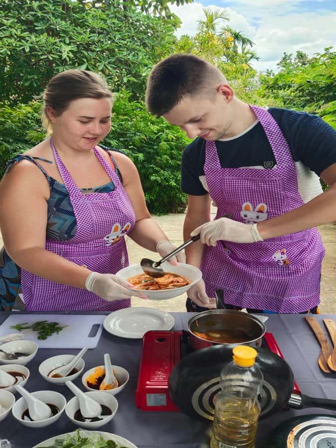 Dinner from cooking class & enjoy local night market - Key points at a glance