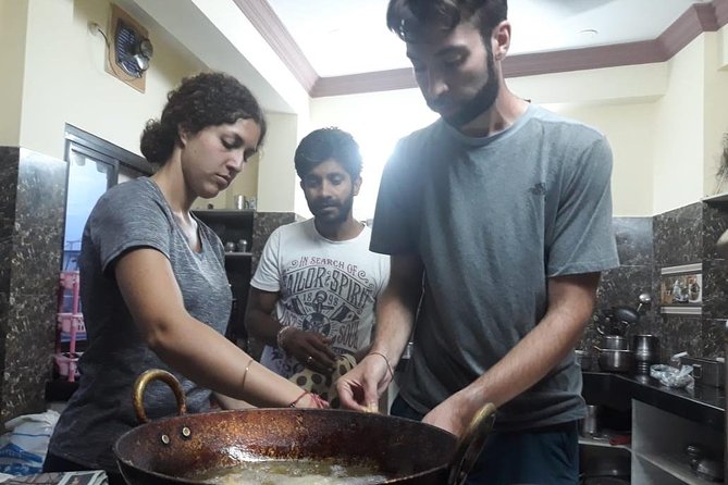 Durga Cooking Class - A Udaipur cooking class inside a family home