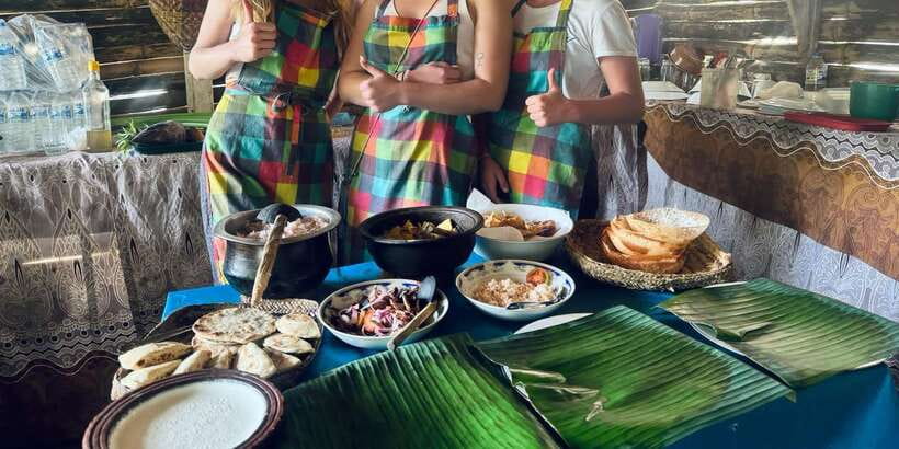 Ella: Traditional Sri Lankan Cooking Class - Cooking Sri Lankan food in Ella’s open-air kitchen