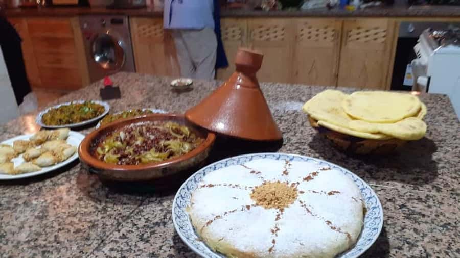 Essaouira: Traditional Family Style Moroccan Cooking Class - Conversation, music, and a closer look at Moroccan life