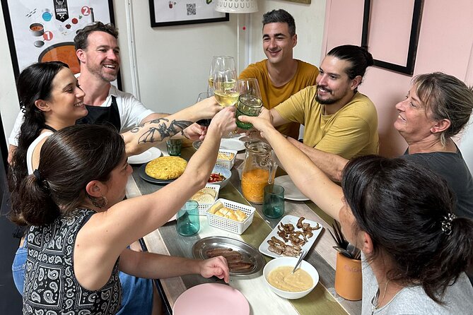 Evening Spanish Tapas Cooking Class with Live Guitar Music - From Central Market ingredients to the first plate