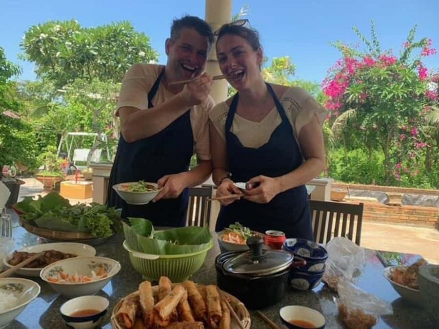 Experience Tra Que Cooking Class with Locals in Herb Village - Is $26 a good price?