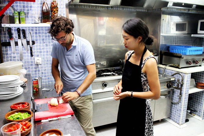 Feed the Fire Private Cooking Class & Market Tour - Walking to Jugo, the natural wine shop