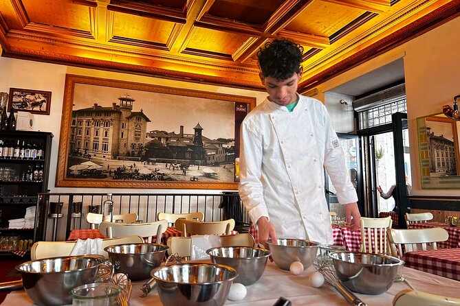 Fettuccine Pasta Cooking Class in Rome City Center - What happens during the two-hour class