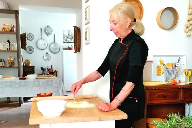 Fettuccine & Ravioli Class in Assisi’s Home-Style Cooking School - Why a pasta class fits so well in Assisi
