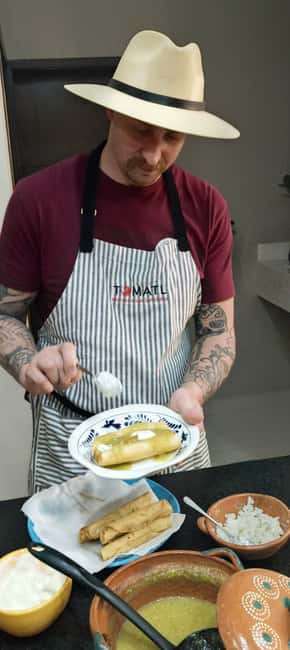 Flavors of Mexico: Hands-on Cooking Experience in Mazatlan - Finding the yellow and black building on Av. Tiburon