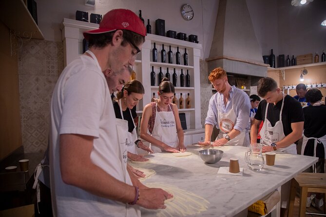 Florence Cooking Class The Art of Making Gelato & Authentic Pizza - Gelato science, samples, and the shared dessert