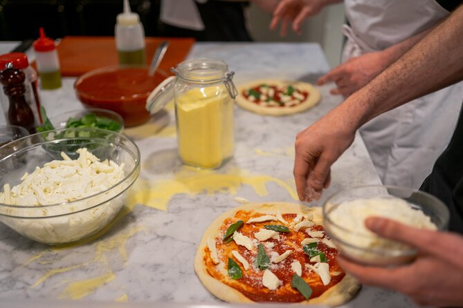 Florence Cooking Class The Art of Making Gelato & Authentic Pizza - Group size, timing, and practical details