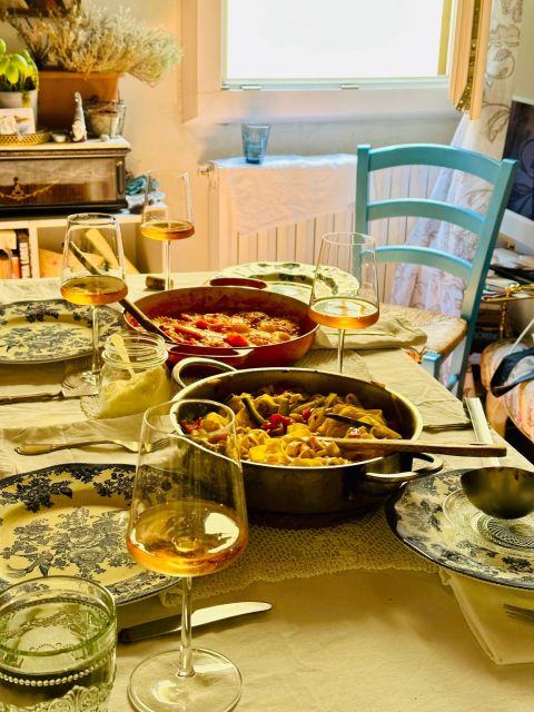 Florence:Dolce Vita by Day Market Tour & Pasta Making Class - A four-person class with a personal feel