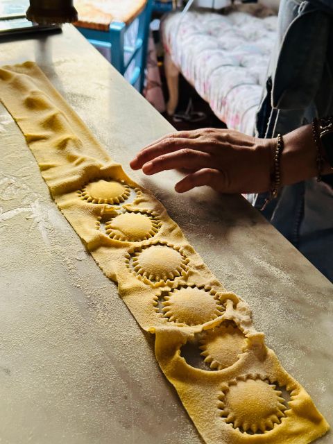 Florence:Dolce Vita by Day Market Tour & Pasta Making Class - What the market tastings add to the meal