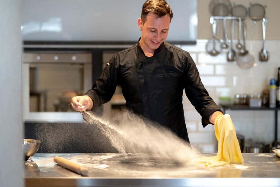 Florence: Highlights Cooking Class with Italian Pastas - Why the hands-on format matters