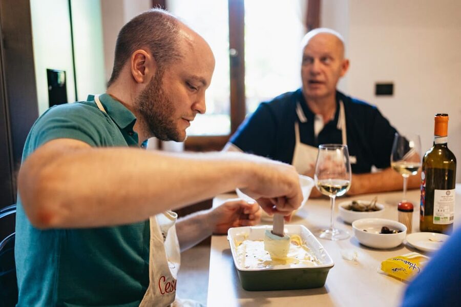 Florence: Pasta and Tiramisu Cooking Class with Local Host - Practical details that affect your day