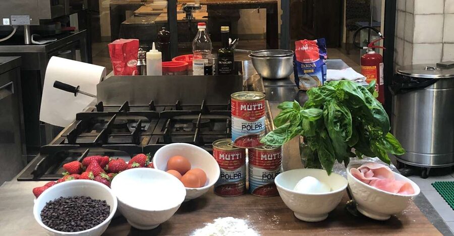 Florence: Pizza and Gelato Family-Friendly Cooking Class - A cooking class in Florence’s Oltrarno