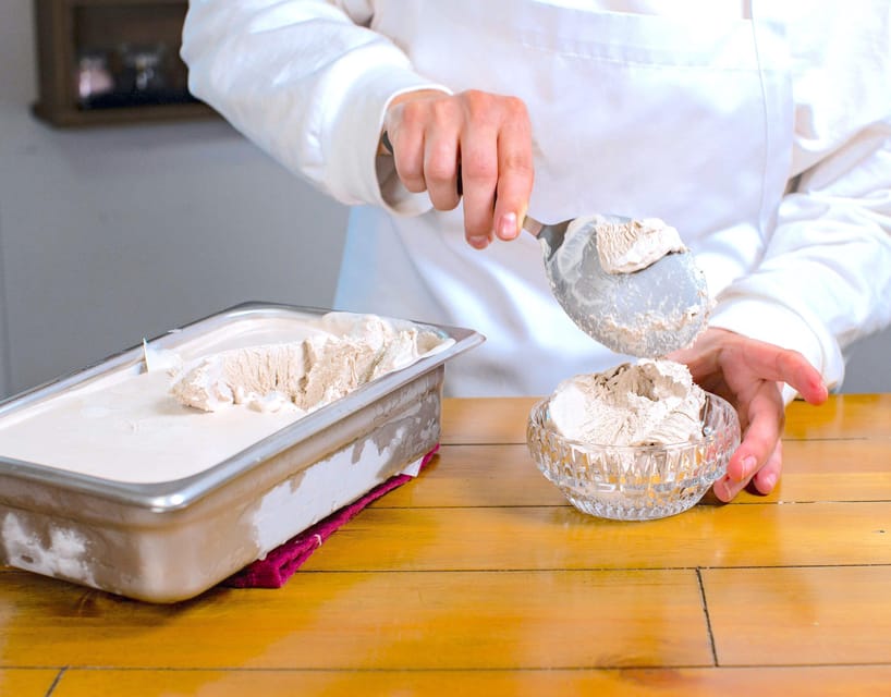 Florence: Traditional Pizza and Gelato Cooking Class + Wine - Seasonal Gelato and Sorbet
