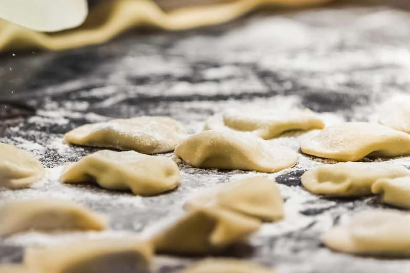 Florence: Tuscan cooking class with handmade pasta and wine - A professional chef who teaches without making you feel clumsy