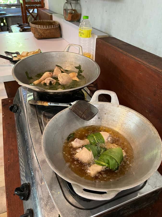 From Garden to Table: Indonesian Cooking Class in Yogyakarta - The family atmosphere and cultural exchange