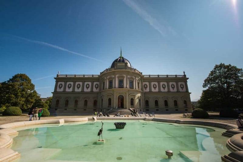 Geneva: City Tour and Fondue Cooking Class, Swiss Folklore - Key points at a glance