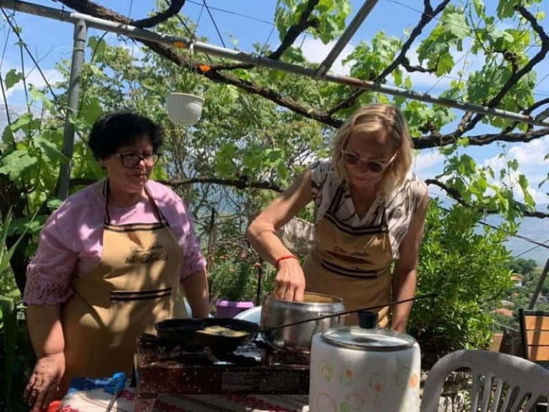 Gjirokastër: Traditional Albanian Vegetarian Cooking Class - From Çerçiz Topulli Square to Pazar i Vjetër