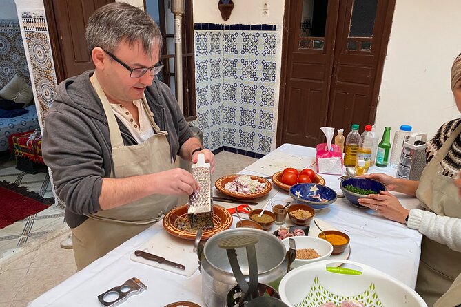 Half-Day Cooking Class with Local Chef Laila in Marrakech - Choosing the menu with Chef Laila
