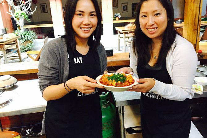 Half-Day Professional Mapo Tofu Cooking with a Local Market Visit - Group size, guide support, and the overall pace