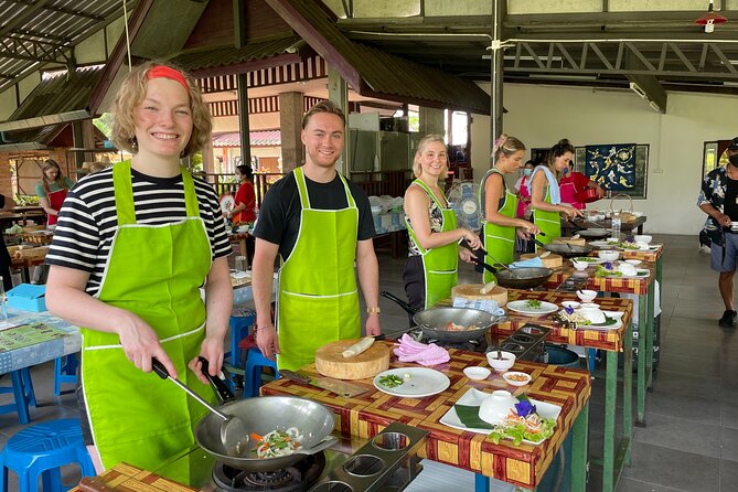 Half-Day Thai Cooking Class at Organic Farm in Chiang Mai - Five ways to cook a Thai meal