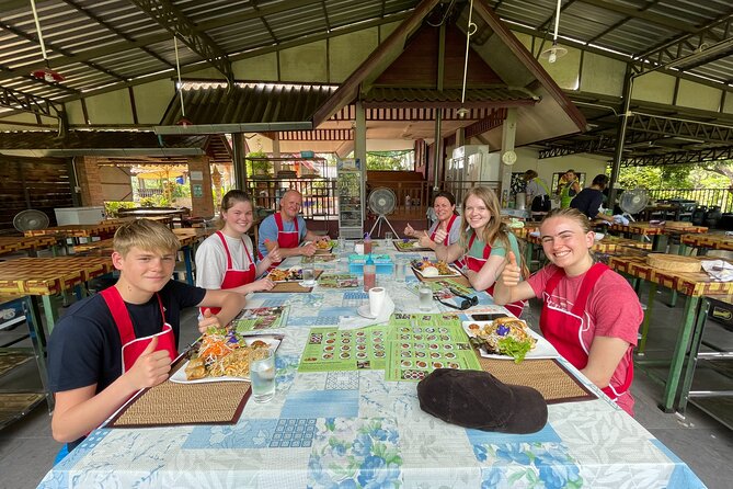 Half-Day Thai Cooking Class at Organic Farm in Chiang Mai - Choosing your menu, spice level, and diet