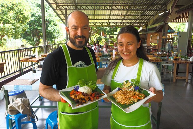 Half-Day Thai Cooking Class at Organic Farm in Chiang Mai - Personal stations make the class more useful