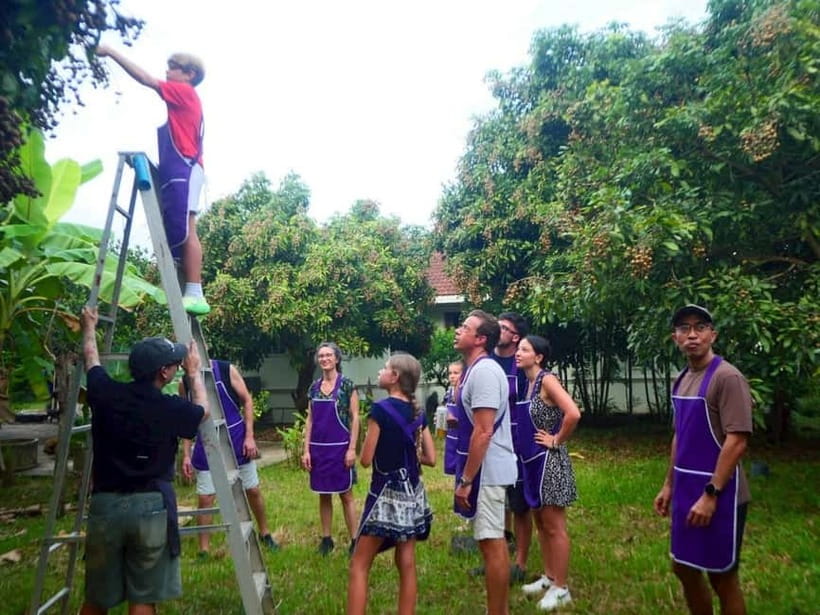 Half-Day Thai Cooking Class on a Local Farm Near Chiang Mai - A Chiang Mai cooking class that starts at the market