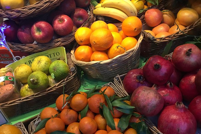 Hands-On Cooking Class in an Exclusive Kitchen in Cortona - What the class feels like with Glenda