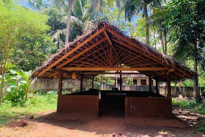 Hands-On Cooking Class in Anuradhapura-Cook Like a Local - A village kitchen instead of a restaurant table