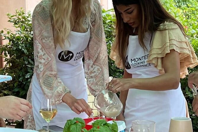 Hands-On Pasta Cooking Class in Florence with optional Pizza - The meal is part of the social experience