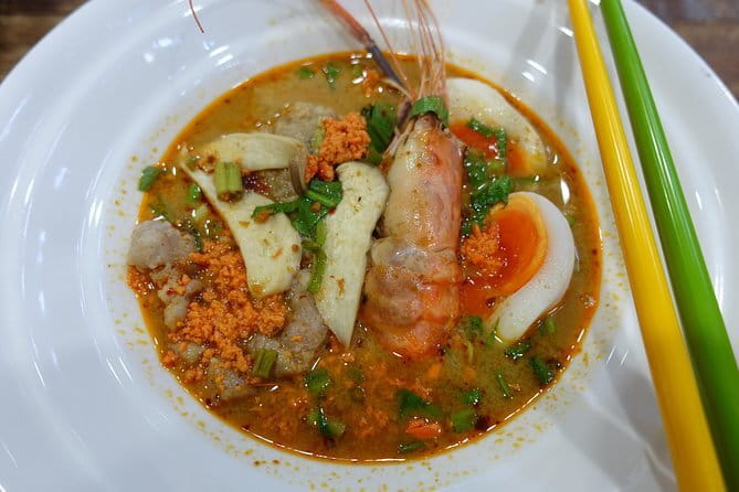Hands-On Thai Cooking Class Bangkok with Local Chef (Small Group) - Location, transport, and the nearby temple