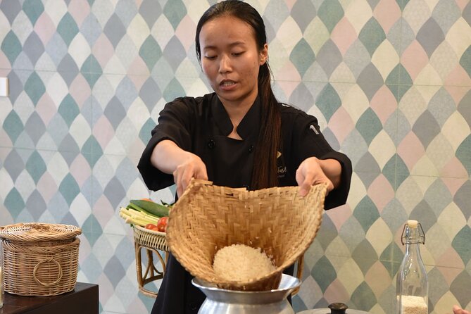 Hands On Thai Cooking Class & Market Tour in Sathon, Bangkok - Two hours at the stove and four dishes to eat