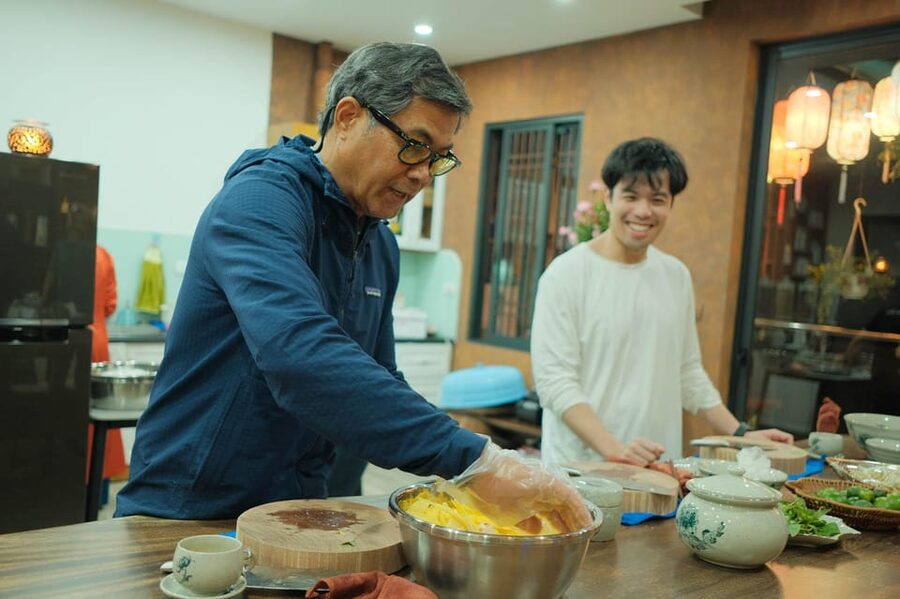 Hanoi Cooking Class: Market Tour, Free Recipe & Beverages - Cooking four dishes instead of watching a demonstration