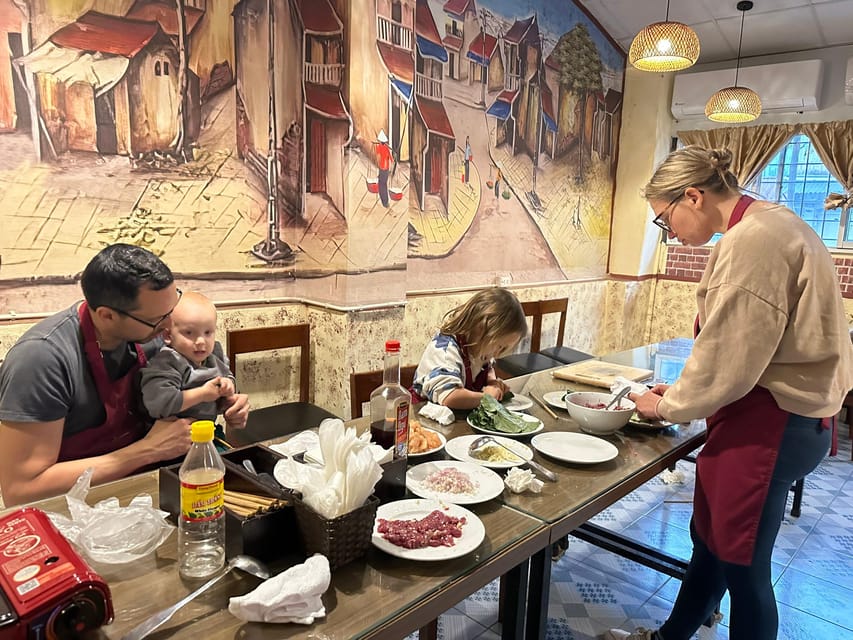 HCMc:Vietnamese Cooking Class with Local market tour & Meal - Timing, comfort, and access