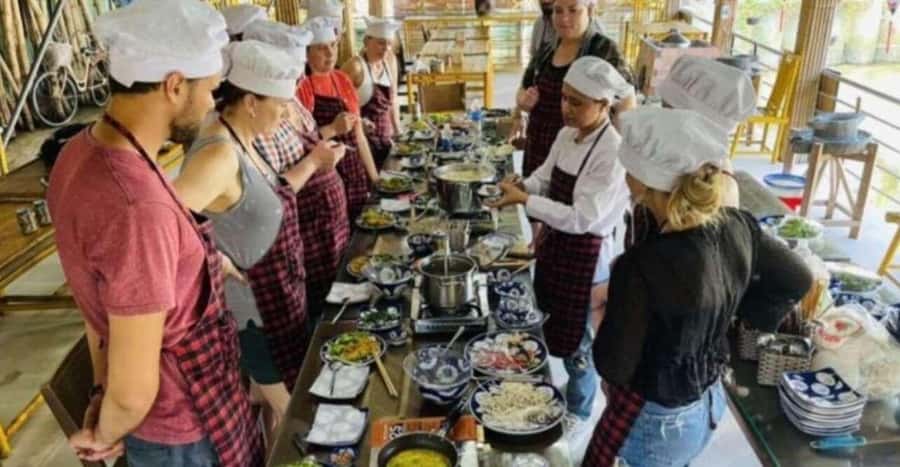 Hoi An: Cooking Class, Local Market & Basket Boat Experience - The cooking class is the main event