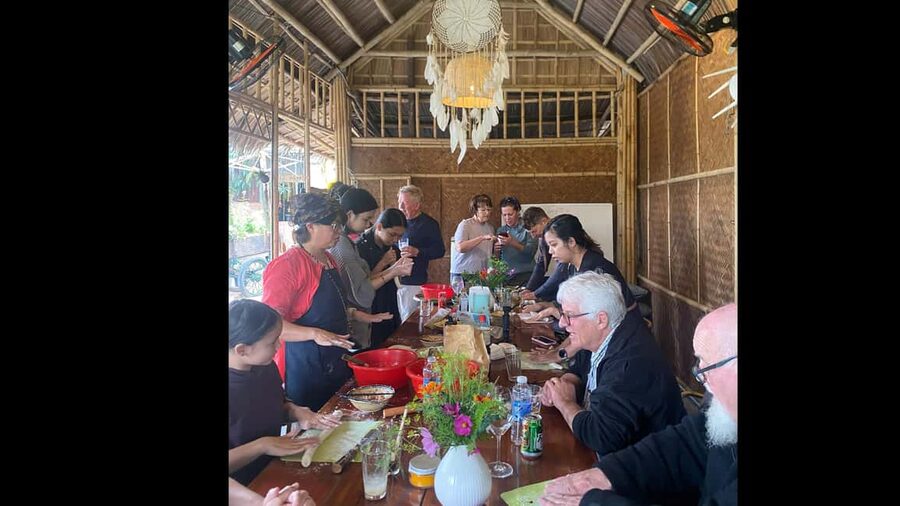 Hoi An Cooking Class - Traditional Chinese Dumpling - The atmosphere at Bong Farm