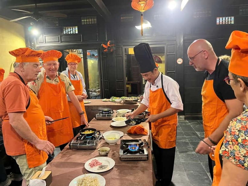 Hoi An: Cooking Class with Exploring Hoi An Market - Recipes, Certificate, Gifts, and Water
