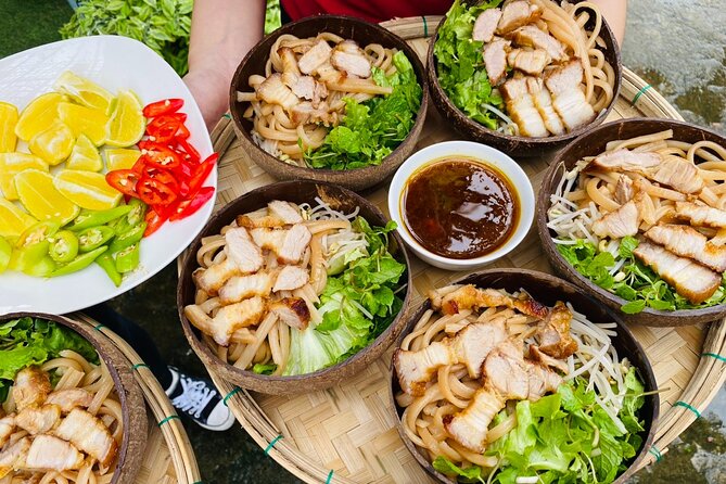 Hoi An: Cooking Class with Market, Lantern Making, Basket Boat - Making a traditional Hoi An lantern