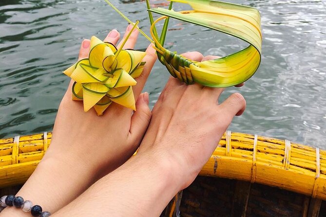 Hoi An: Cooking Class with Market, Lantern Making, Basket Boat - Cooking four Vietnamese dishes