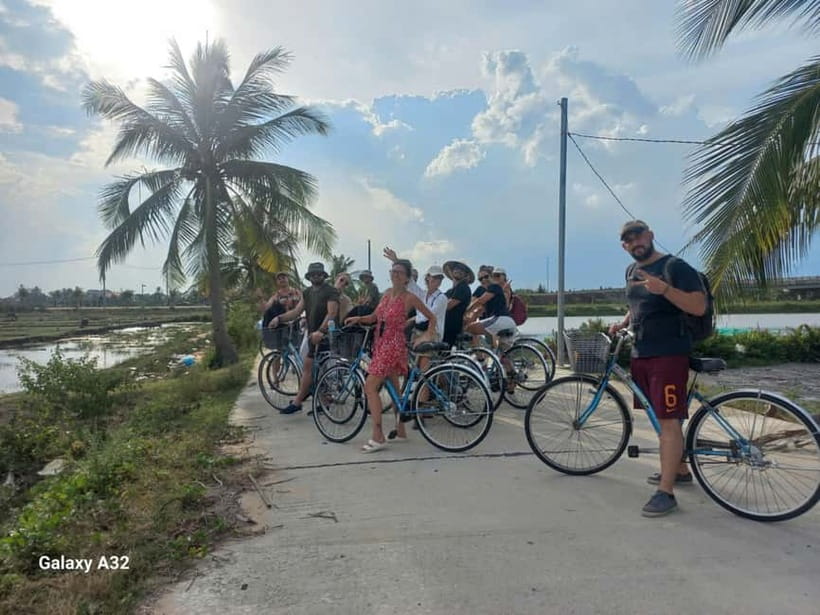 Hoi An: Countryside Biking - Eco Tour &Cooking Class Tra Que - Tra Que’s Vegetable Fields and Organic Methods